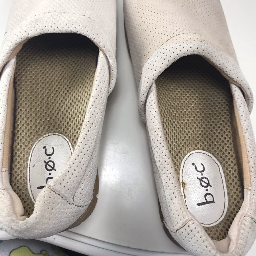 b. ø. c. Slip on Clogs - Picture 3 of 8